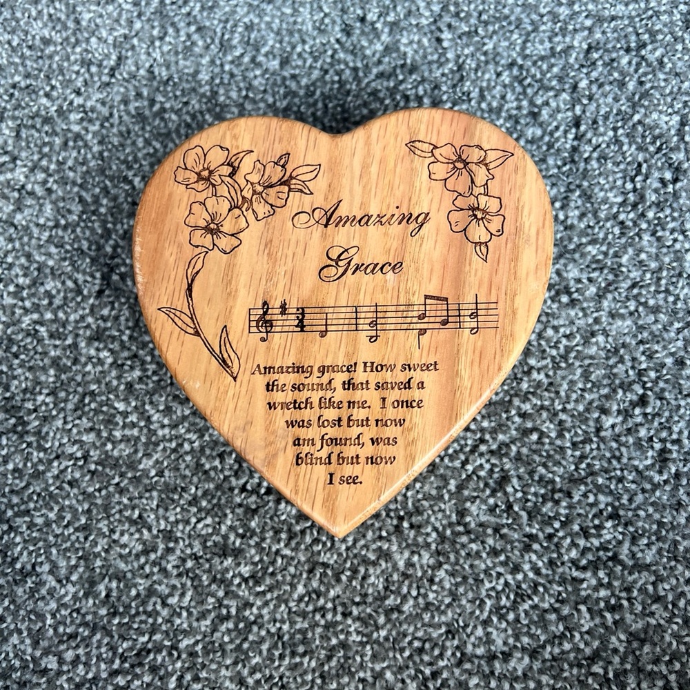 Amazing Grace Musical Jewelry Box In Working Condition 2004